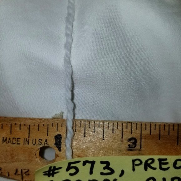 ✅#574 Preowned 2 lbs 3 oz Unfinished Off-White Yarn - Picture 6 of 6
